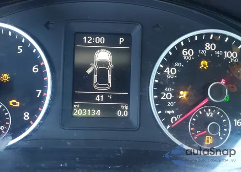 2017 Volkswagen Tiguan 2.0T/2.0T S из США, поврежденный, VIN WVGAV7AX6HK019951